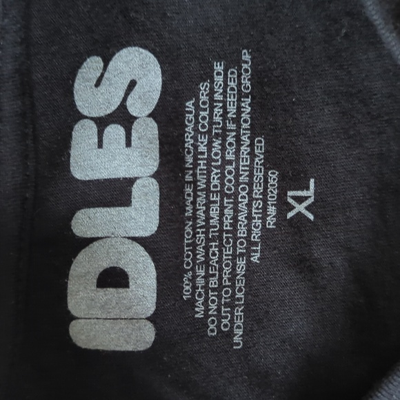 IDLES - Picture 3 of 3